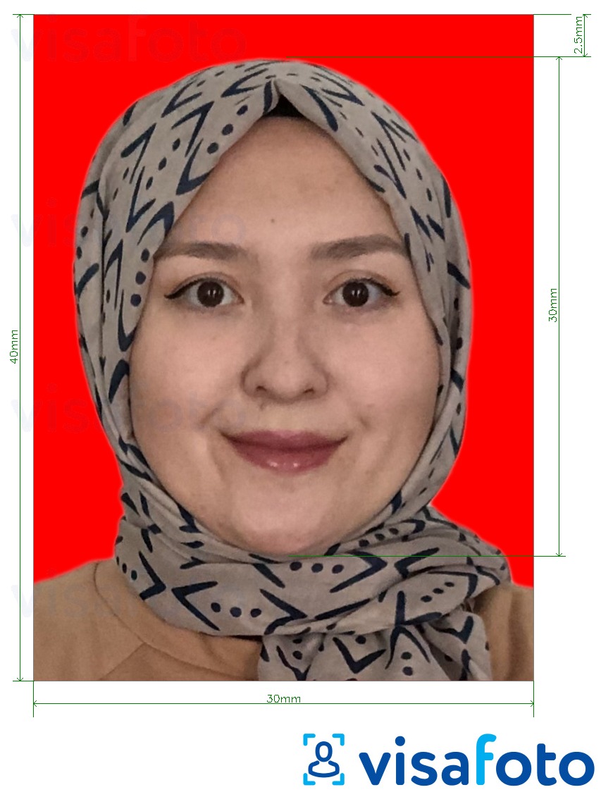 Primer fotografije za Indonesia visa 3x4 cm (30x40 mm) online rdeča podlaga z natančno specifikacijo velikosti
